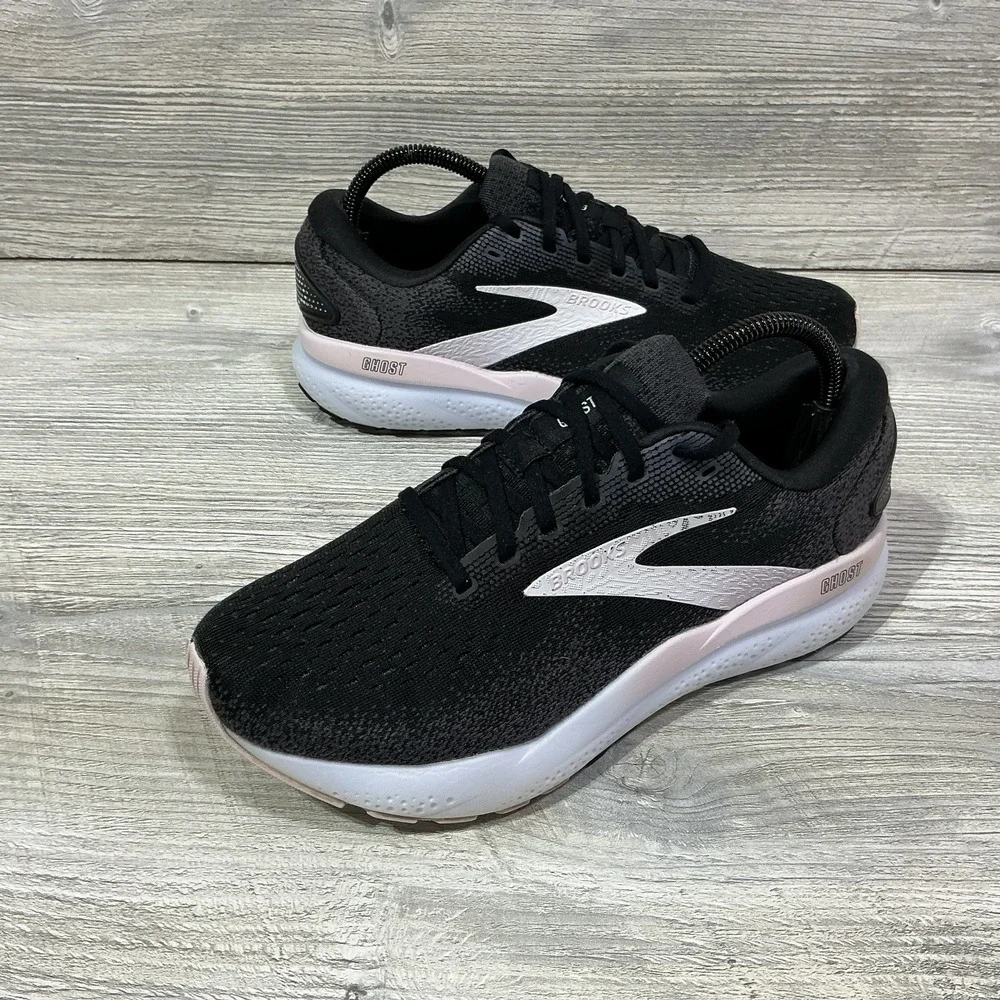 Brooks Ghost 16 Womens Size 9 B Neutral Black White Orchid Ice 1204071B077